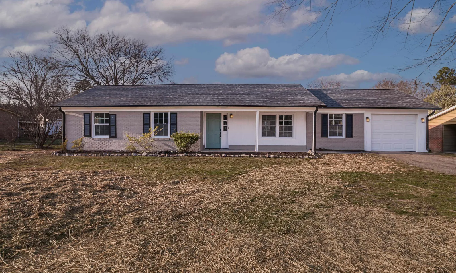 Canterbury, Piedmont Community
