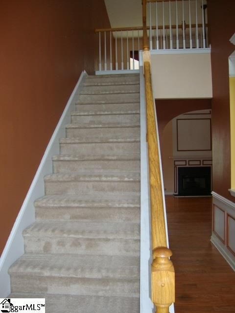 Property image 3 at 25 Birkhall Circle, Greenville, SC 29605