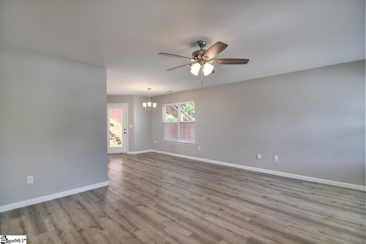 Property image 3 at 141 Cosmos Lane, Greer, SC 29651