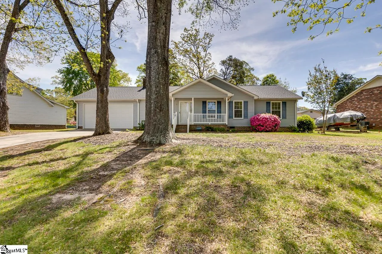 103 Woodview Drive