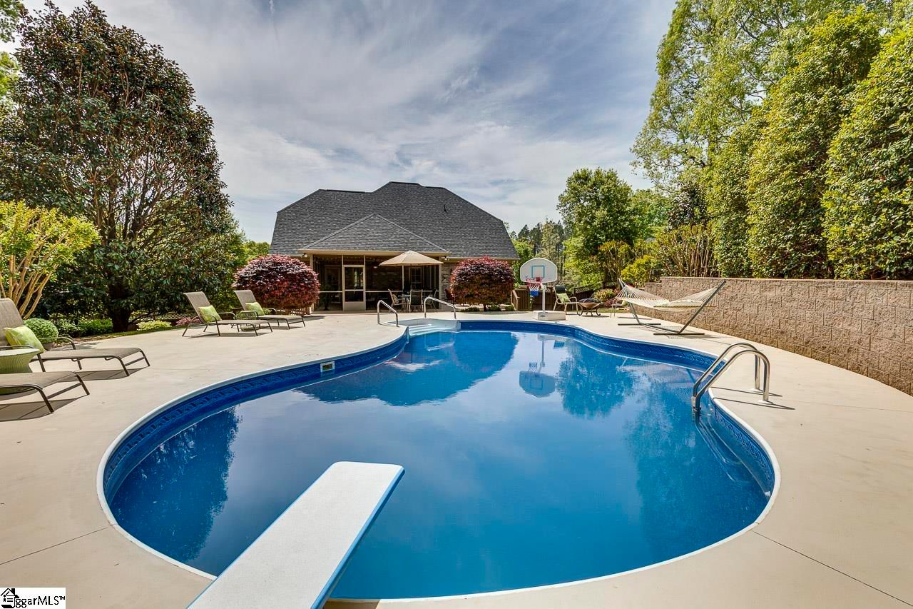 Property image 2 at 710 Mosswood Lane, Spartanburg, SC 29301