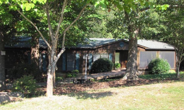 306 Bridgestone Court