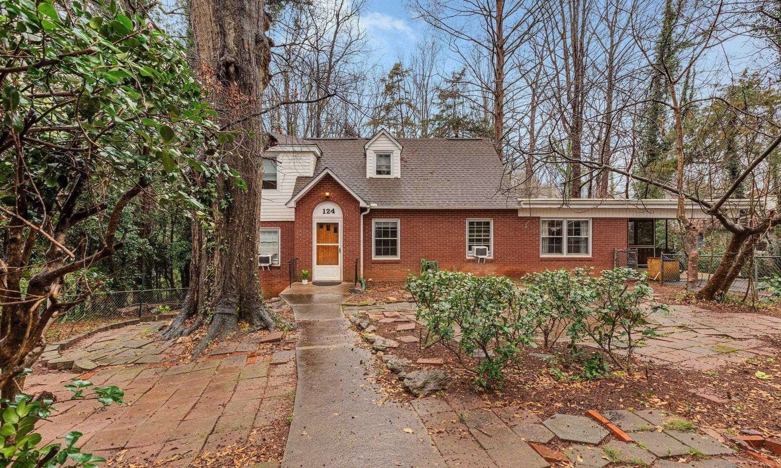 Property image 1 at 124 College Heights Boulevard, Clemson, SC 29631