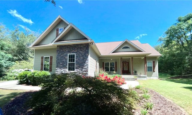 407 Calm Oak Drive