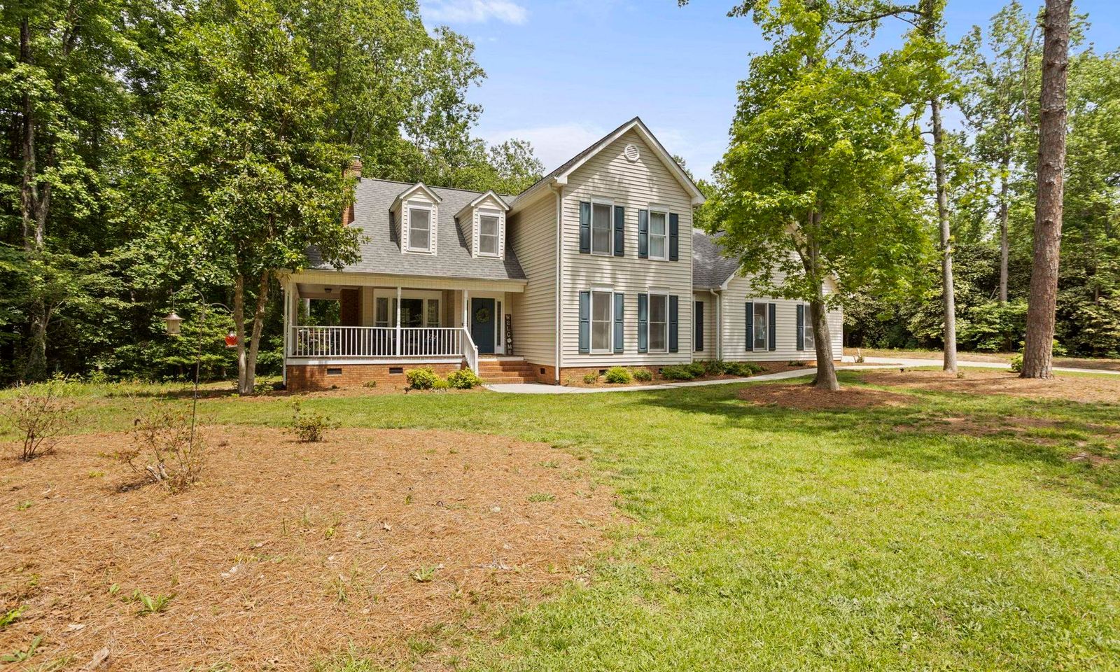 202 Shadow Oaks Drive