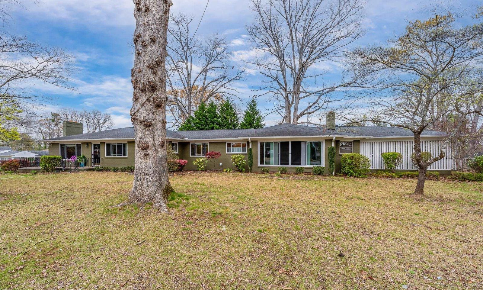 Property image 2 at 201 Oakfield Avenue, Easley, SC 29640