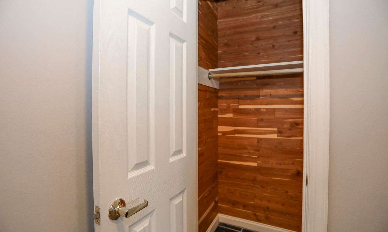 Property image 3 at 100 W Court Street, Greenville, SC 29601