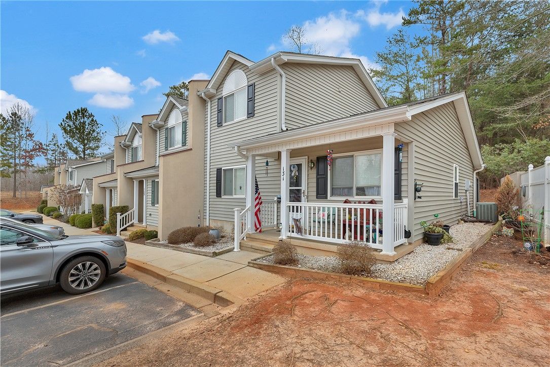 Property image 3 at 131 Perkins Place, Seneca, SC 29678