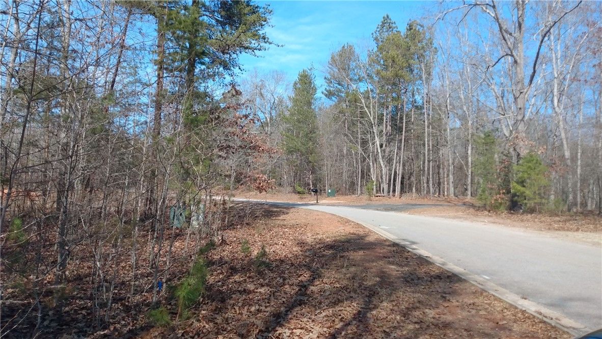 Property image 5 at 124 Friendship Point, Seneca, SC 29678