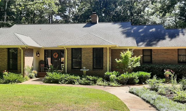 302 Brighton Road