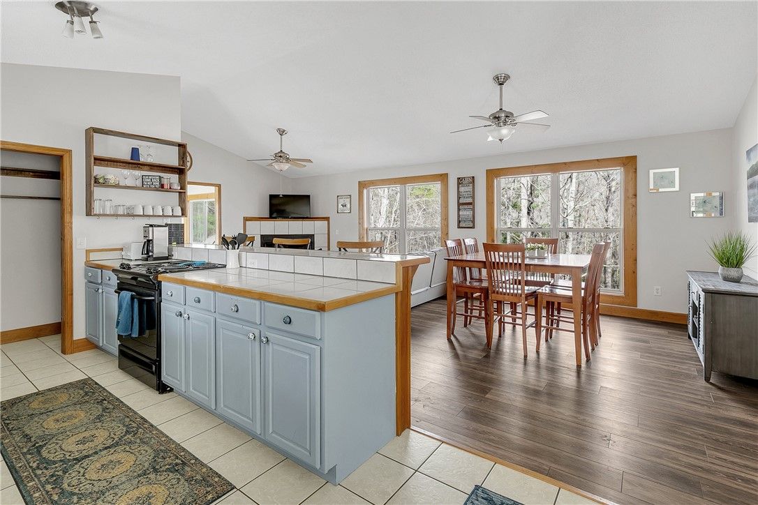 Property image 5 at 370 Woodmere Drive, Pickens, SC 29671