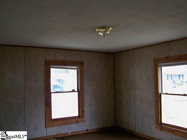 Property image 4 at 20 SACO Street, Greenville, SC 29611