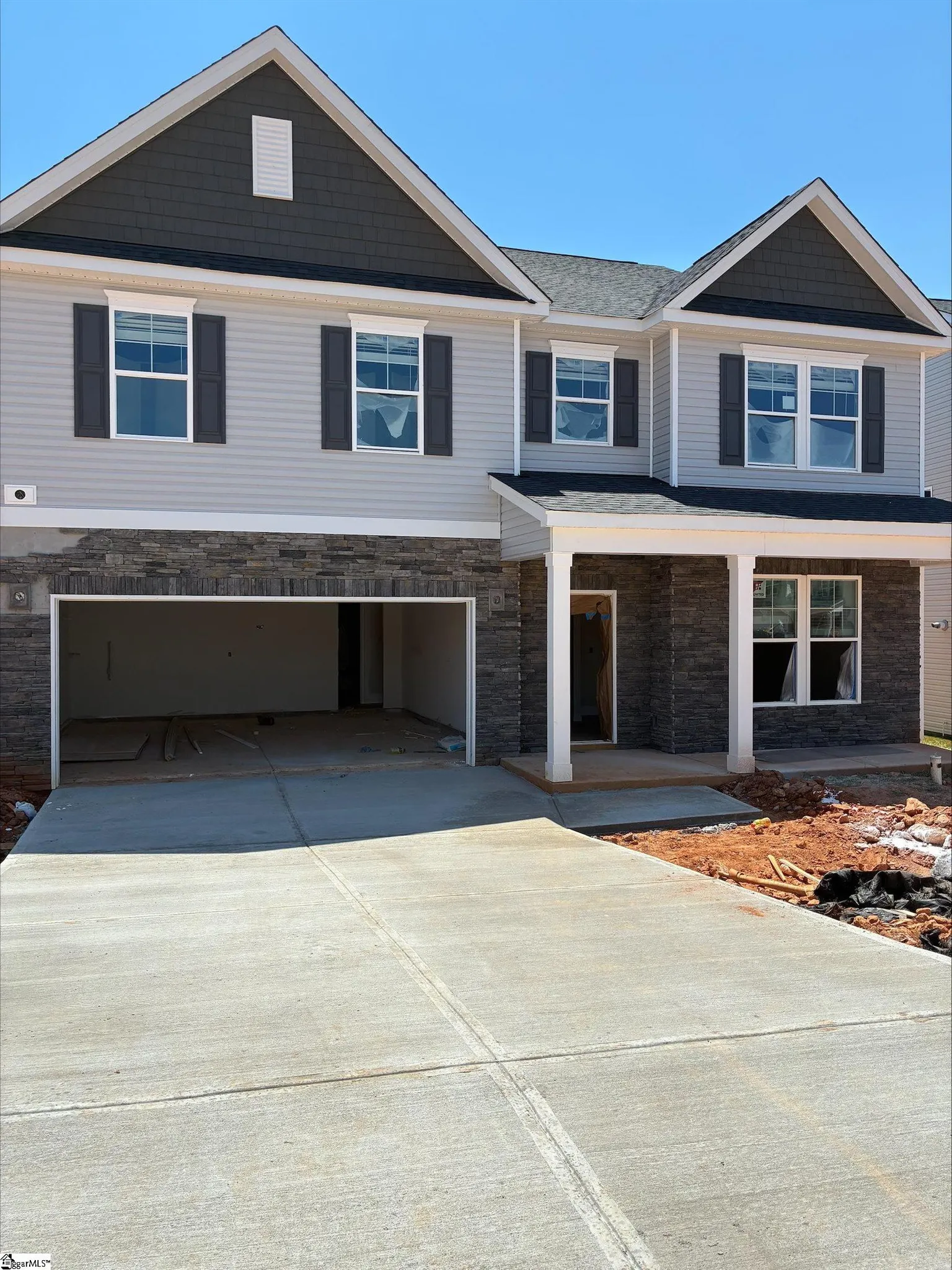 Crown Pointe