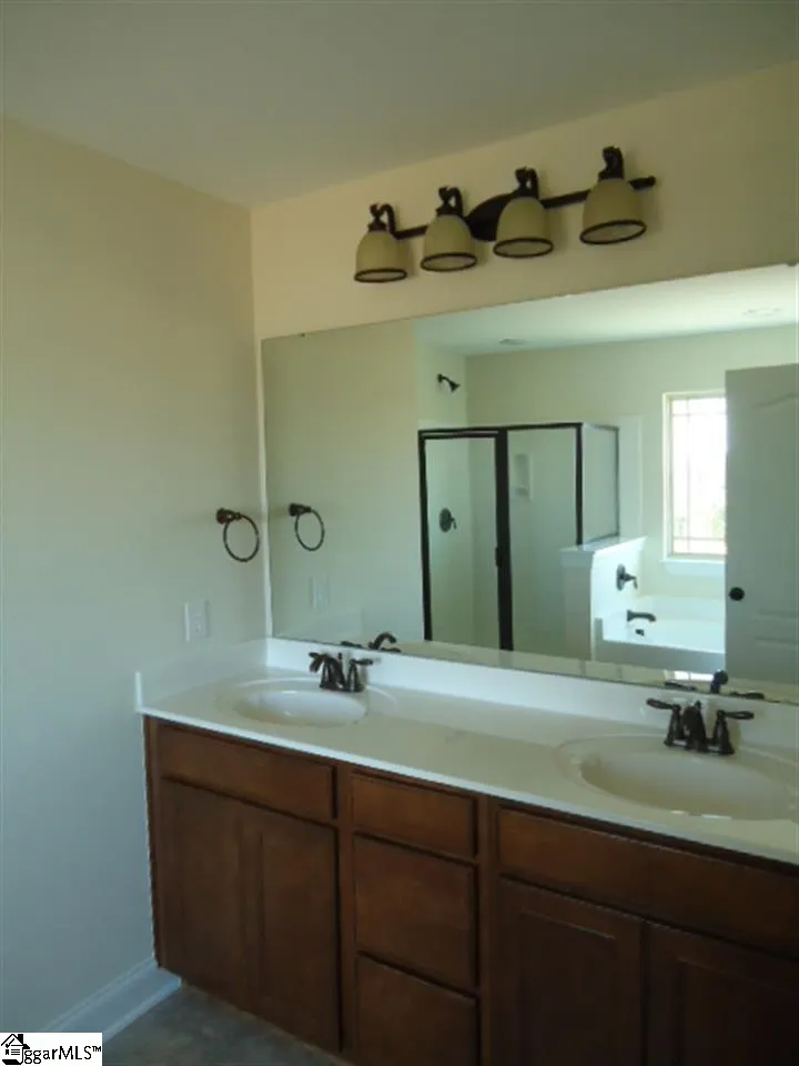 Property image 3 at 125 Windsor Creek Court, Simpsonville, SC 29681