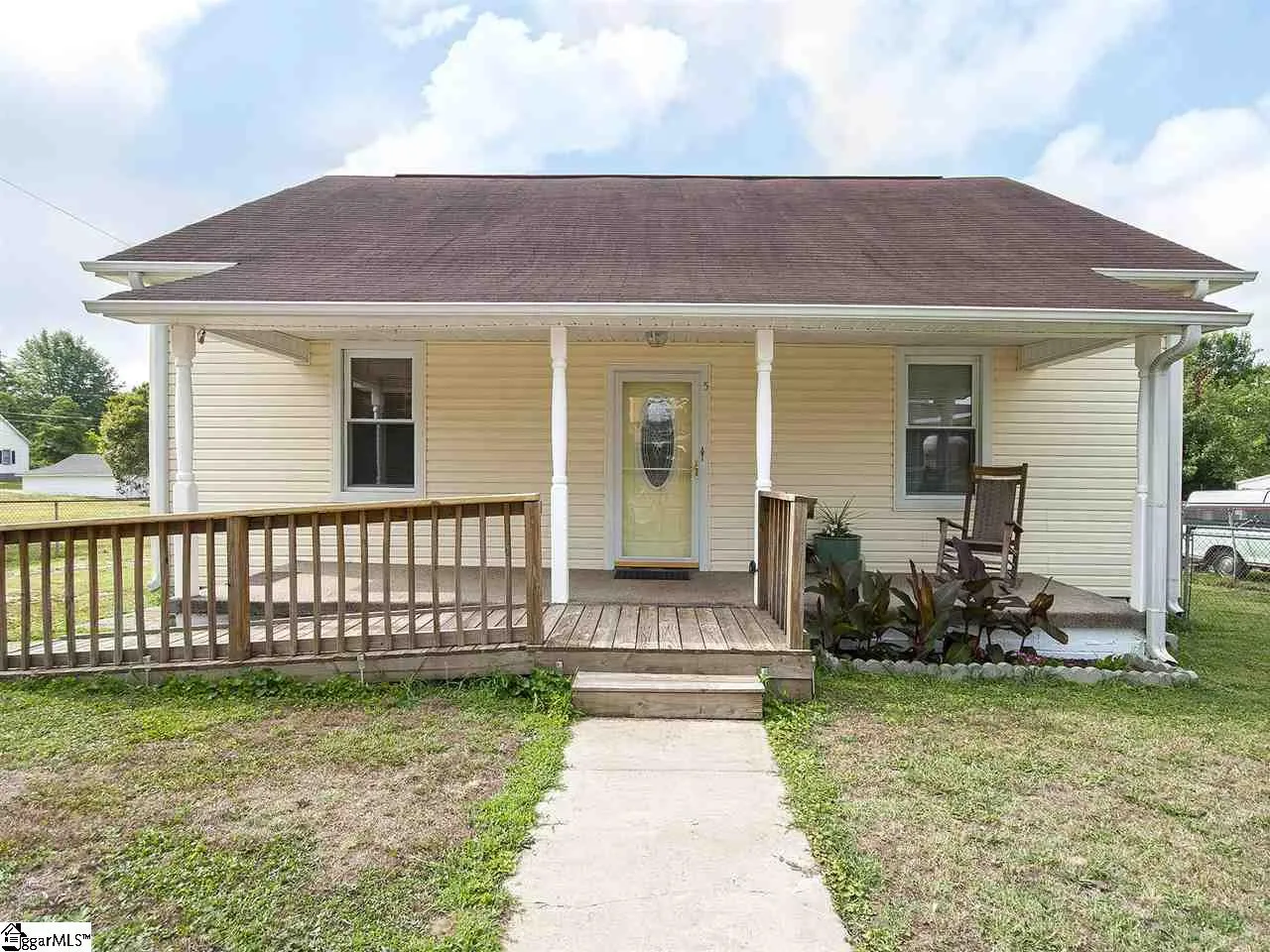 Property image 1 at 5 Haynes Street, Greer, SC 29651
