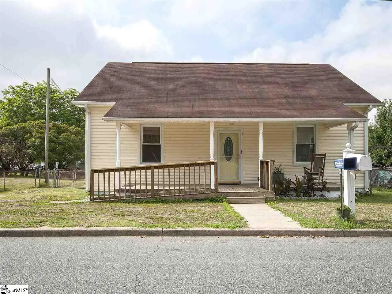 Property image 2 at 5 Haynes Street, Greer, SC 29651