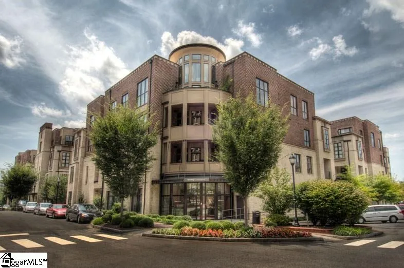 Property image 1 at 101 W Court Street, Greenville, SC 29601