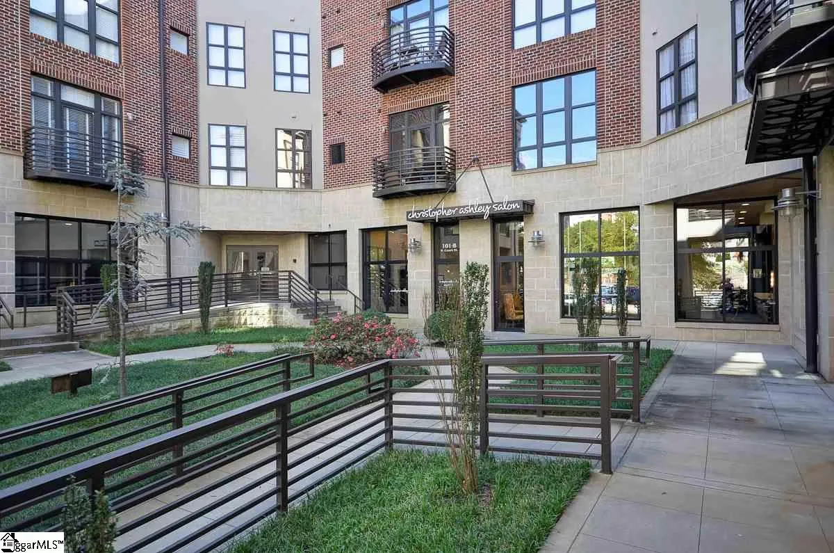 Property image 2 at 101 W Court Street, Greenville, SC 29601