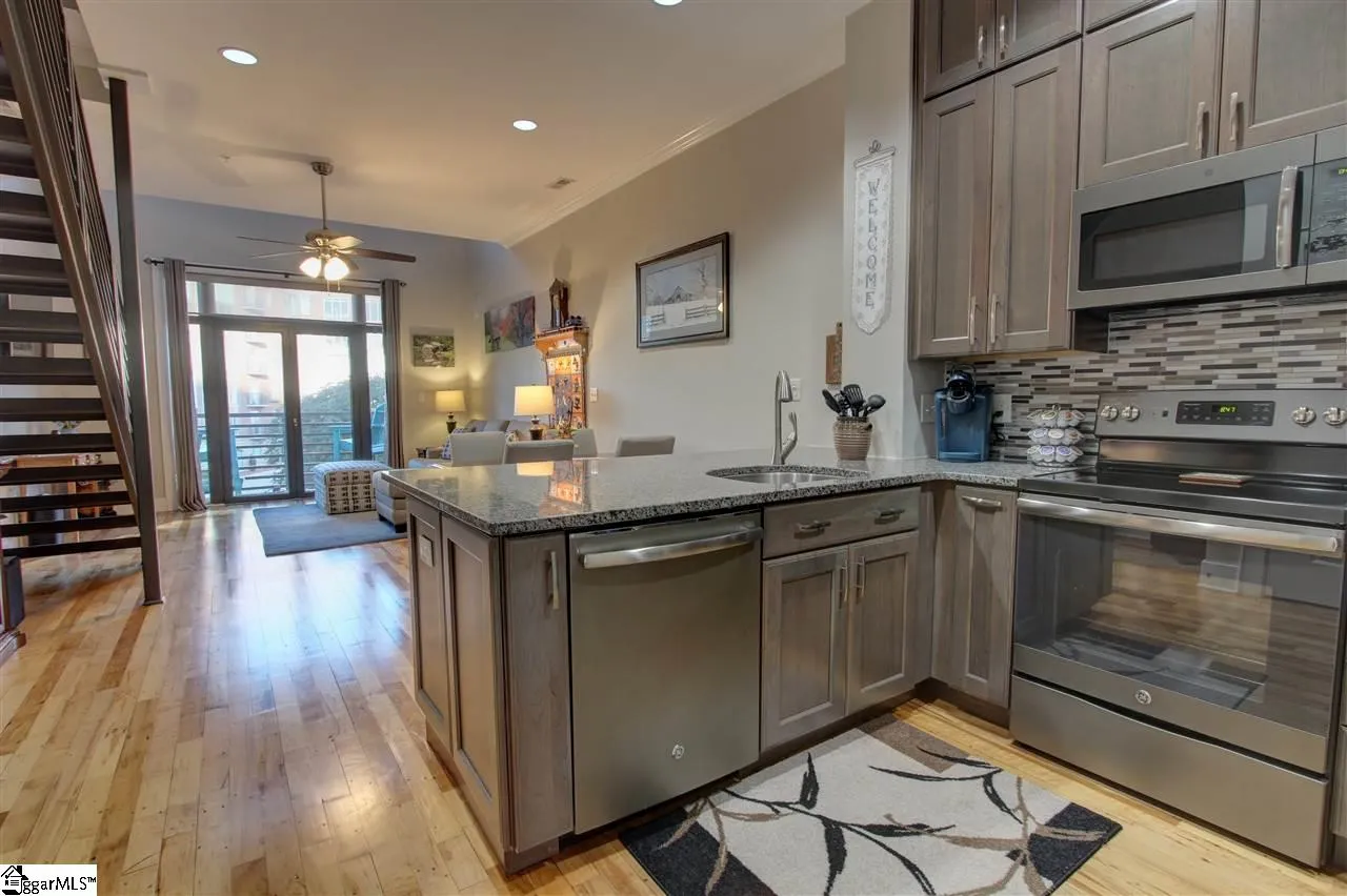 Property image 4 at 101 W Court Street, Greenville, SC 29601