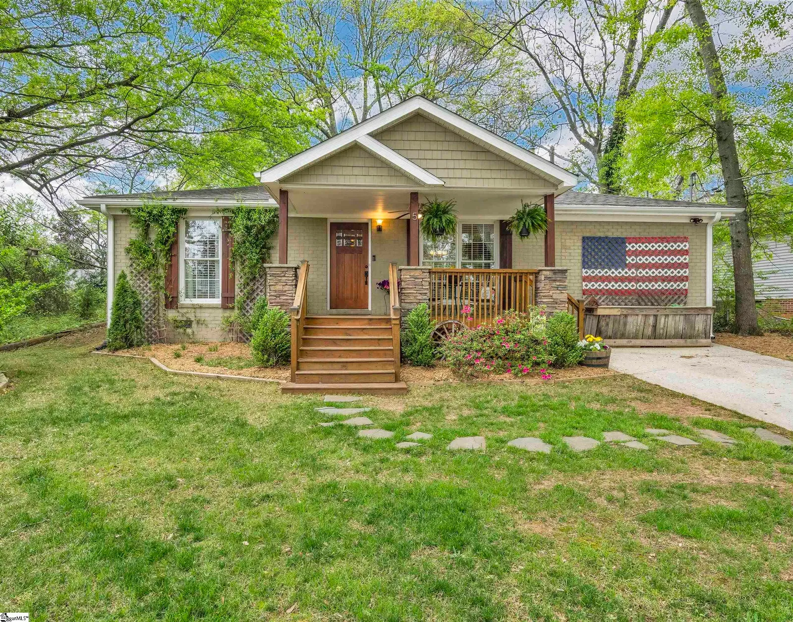 Property image 1 at 5 Zara Street, Greenville, SC 29607