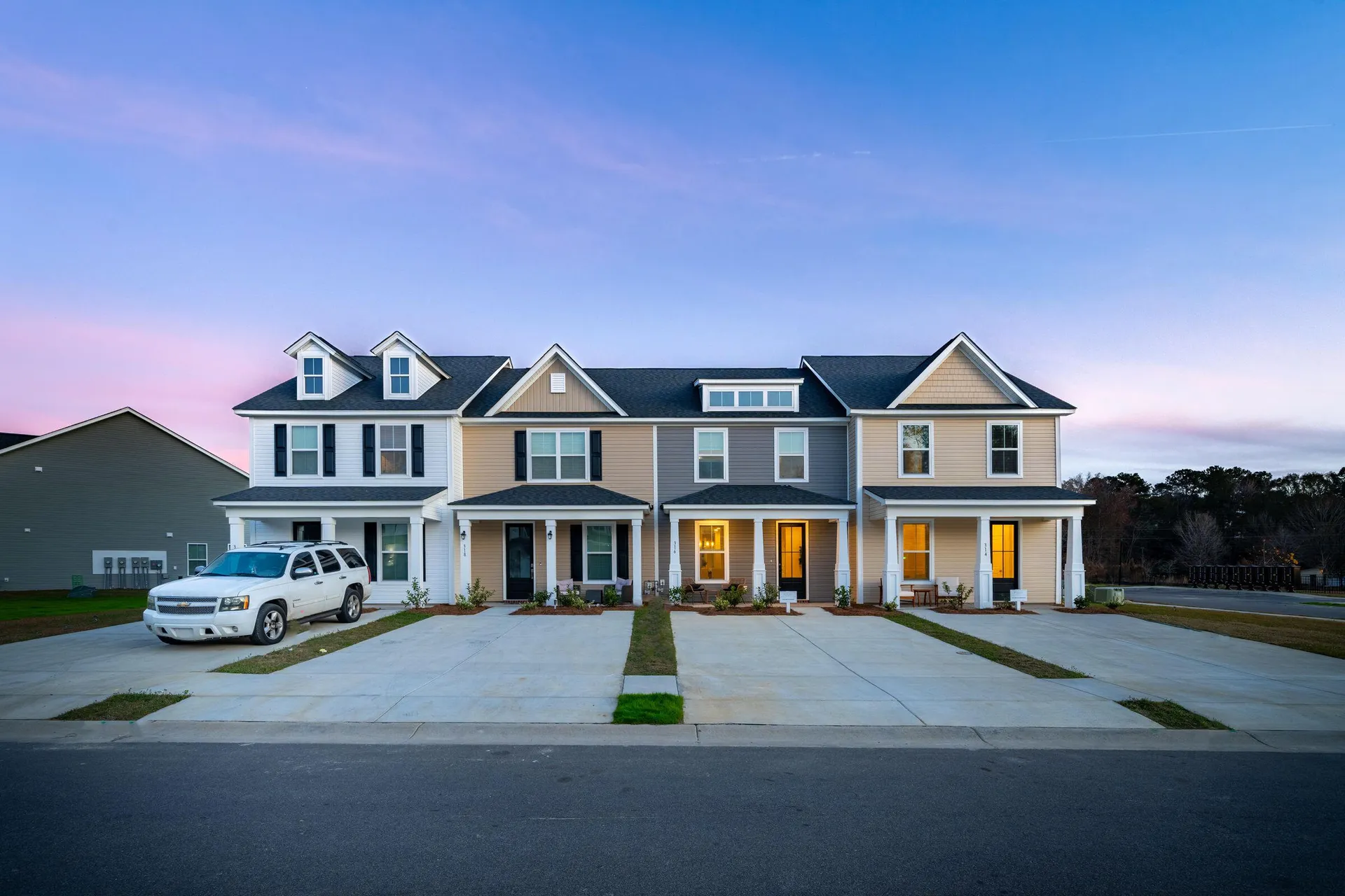 826 Alma Square Drive