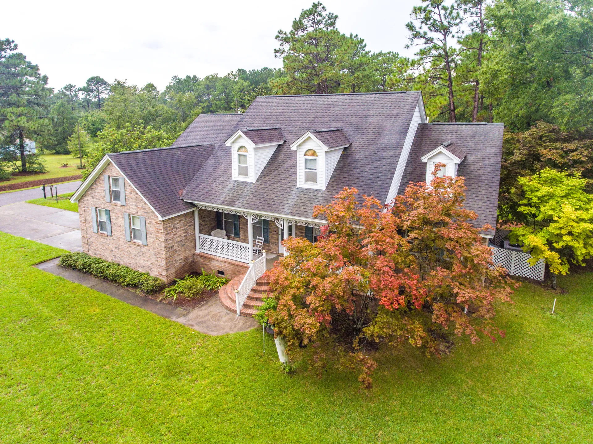 Clemson Terrace, Summerville Community
