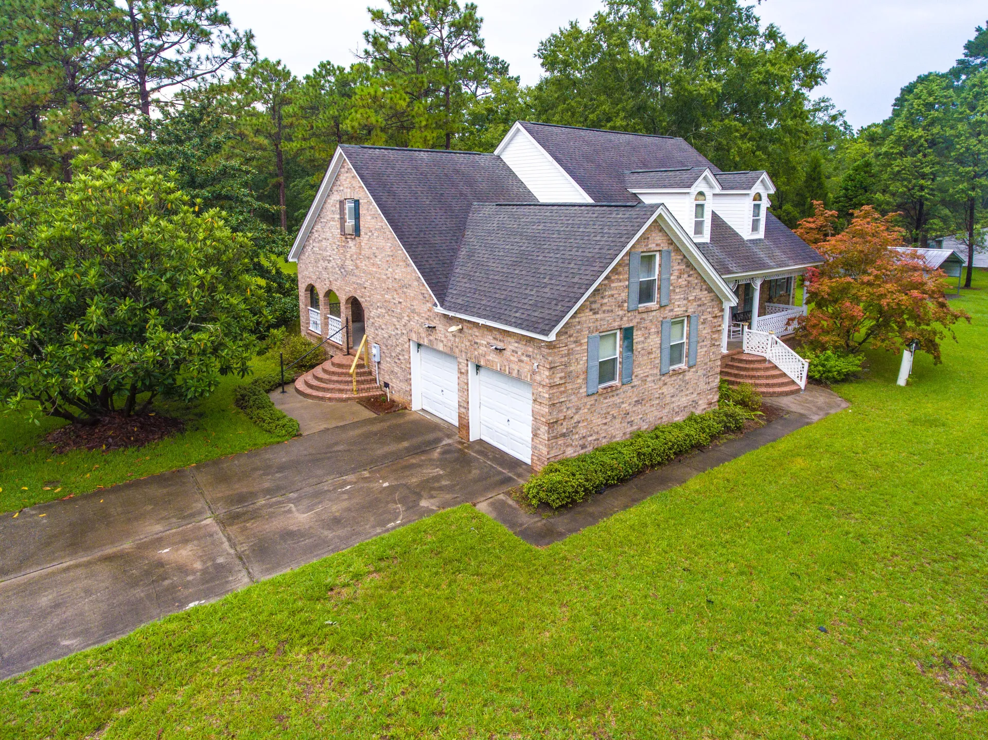 Property image 3 at 188 Glen Street, Summerville, SC 29483