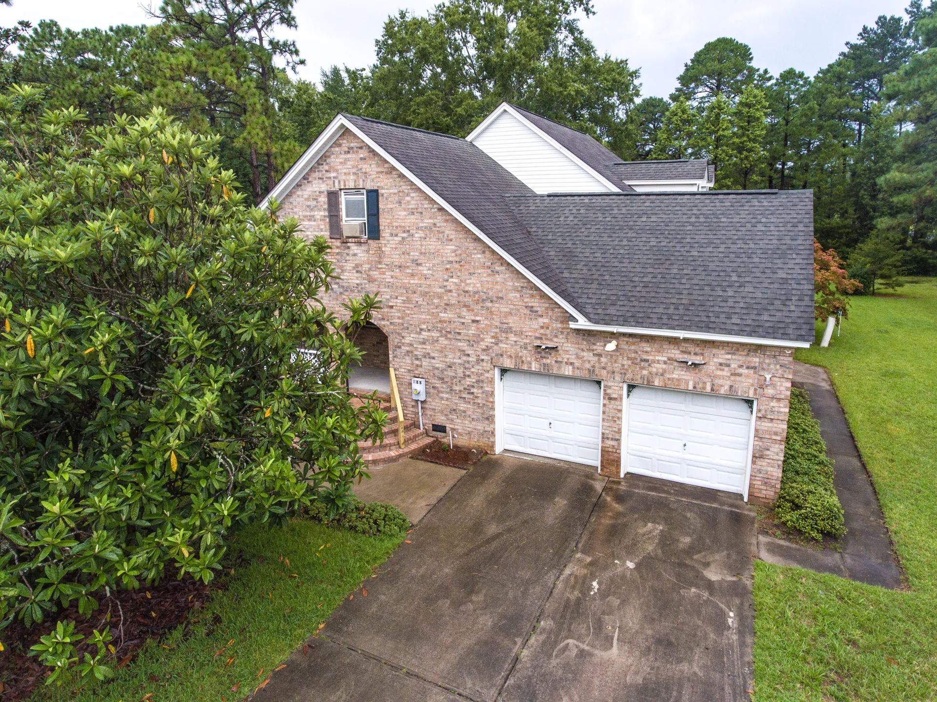 Property image 4 at 188 Glen Street, Summerville, SC 29483