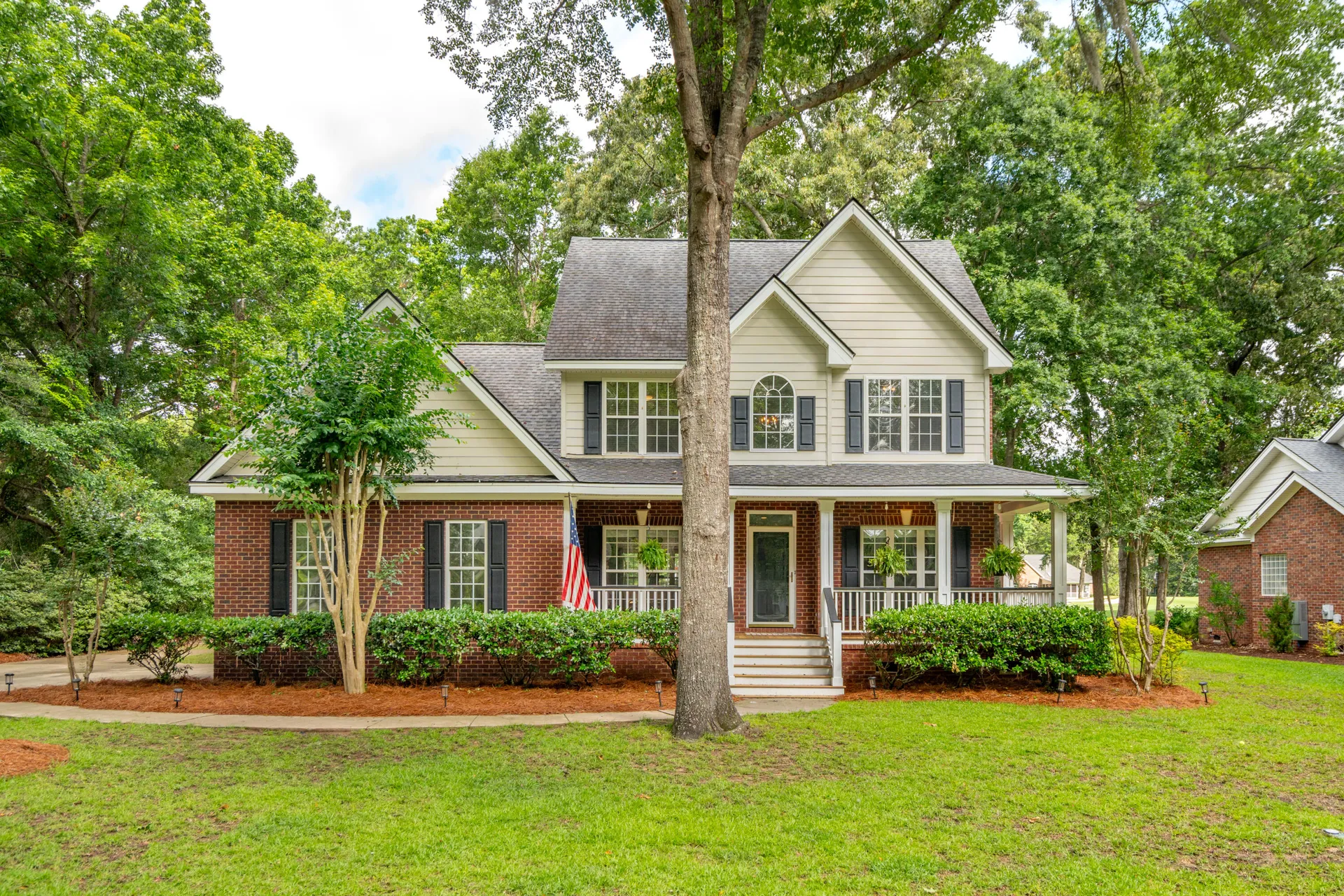 5195 Forest Oaks Drive