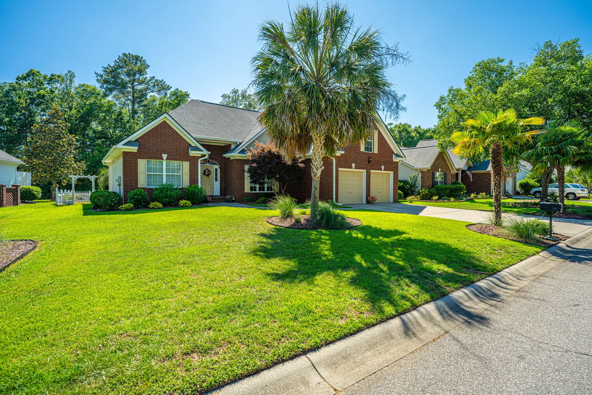 Summer Ridge, Summerville Community