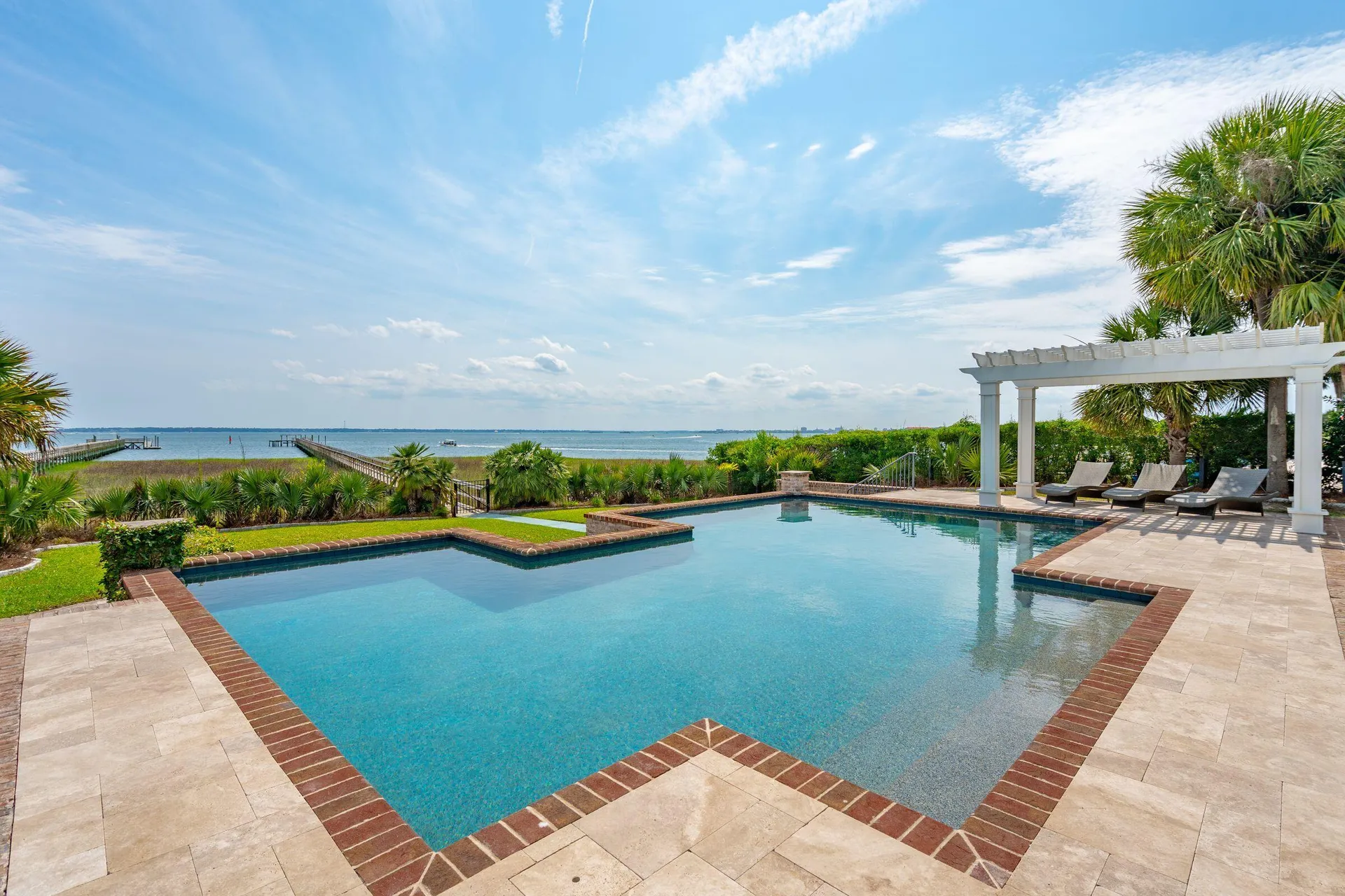 Property image 2 at 104 Beach Street, Mount Pleasant, SC 29464