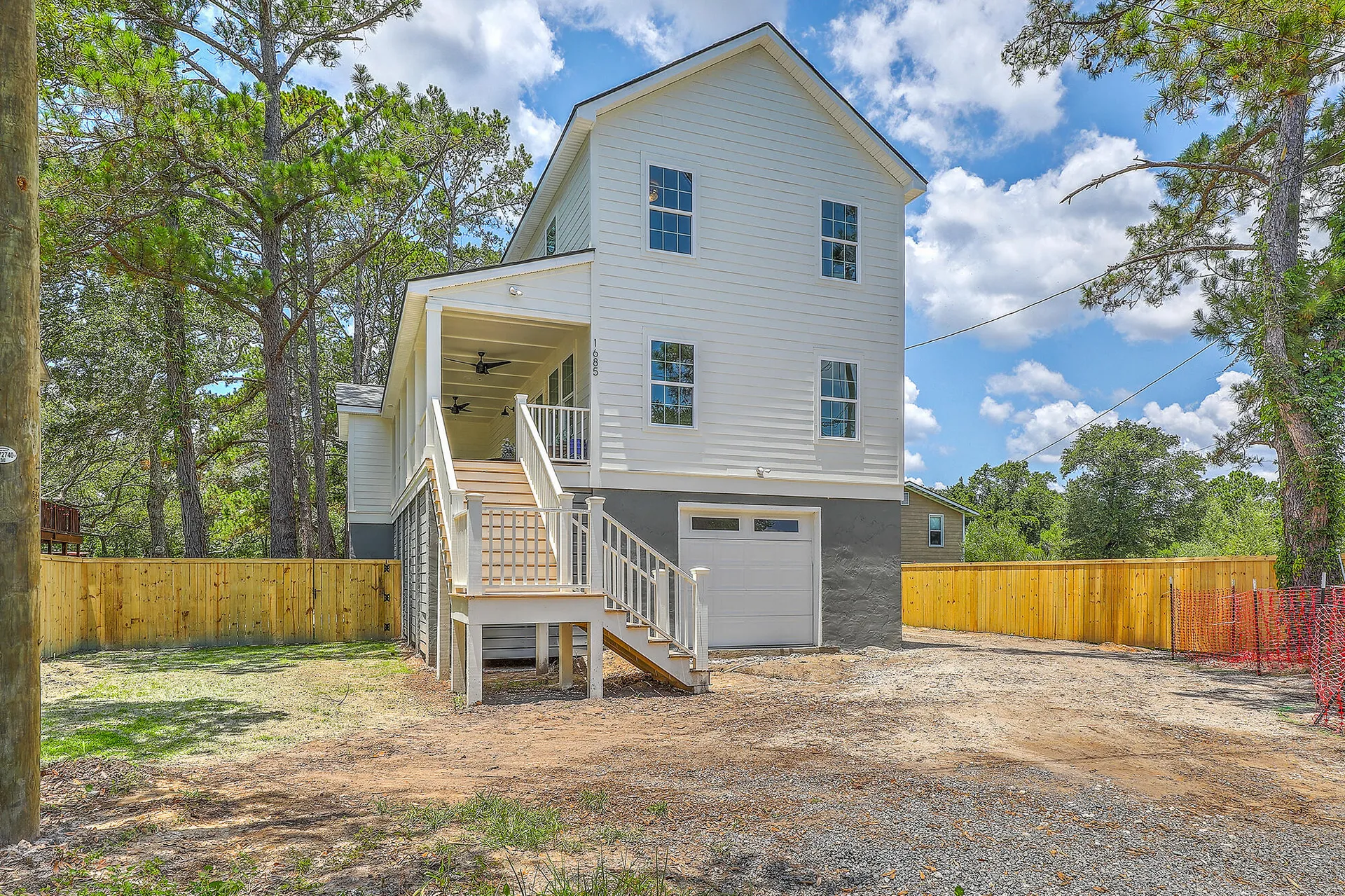1685 Old Military Road