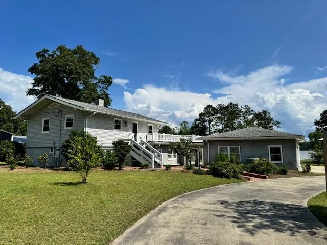 Property image 3 at 1129 Levi Street, Manning, SC 29102