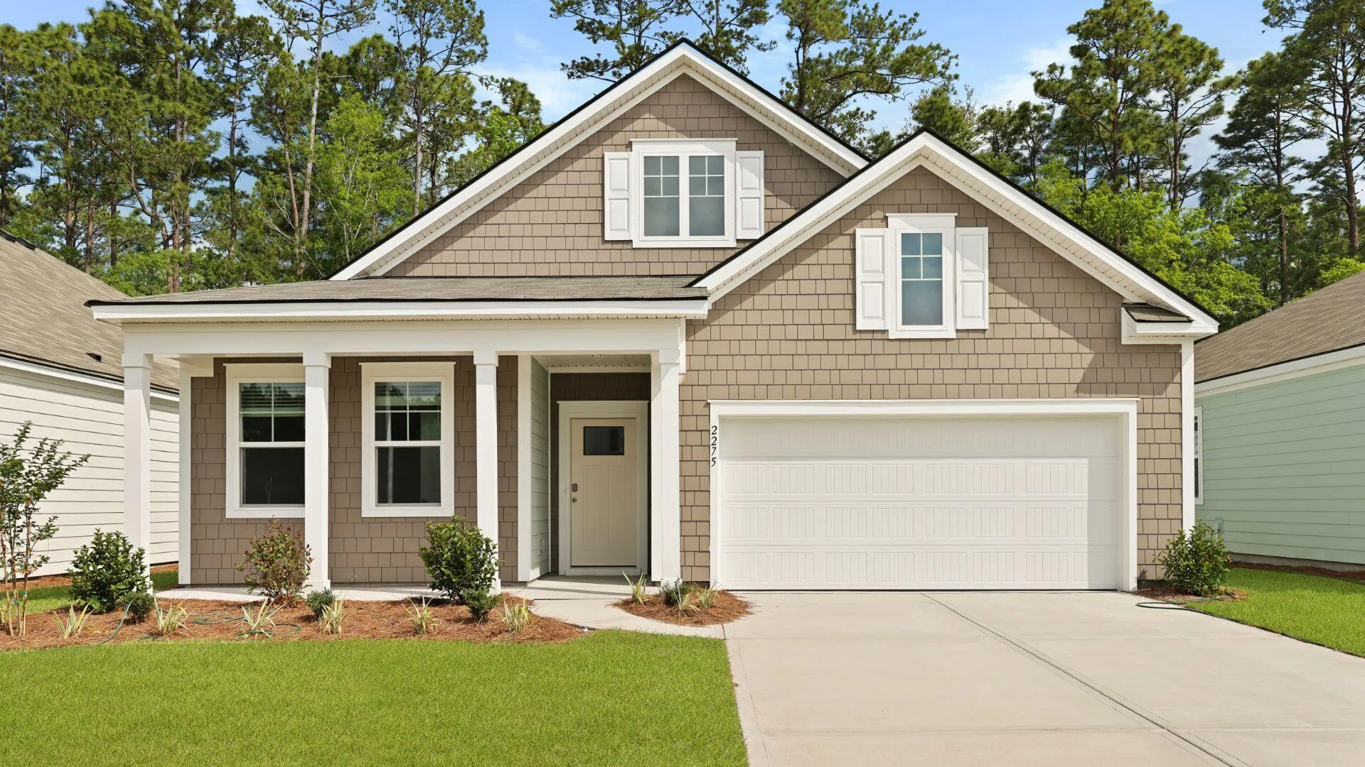 Hillcrest, Ravenel Community