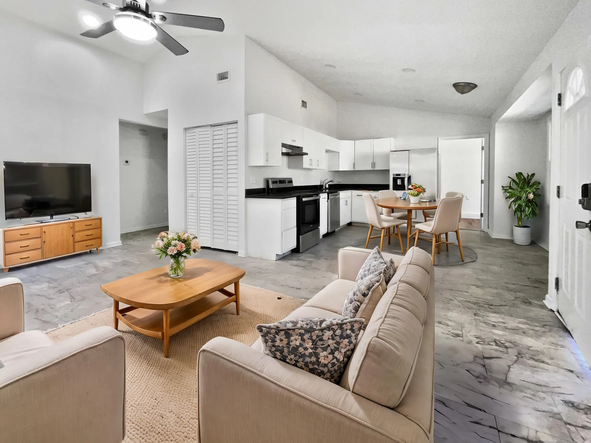 Property image 2 at 110 Manchester Road, Summerville, SC 29486