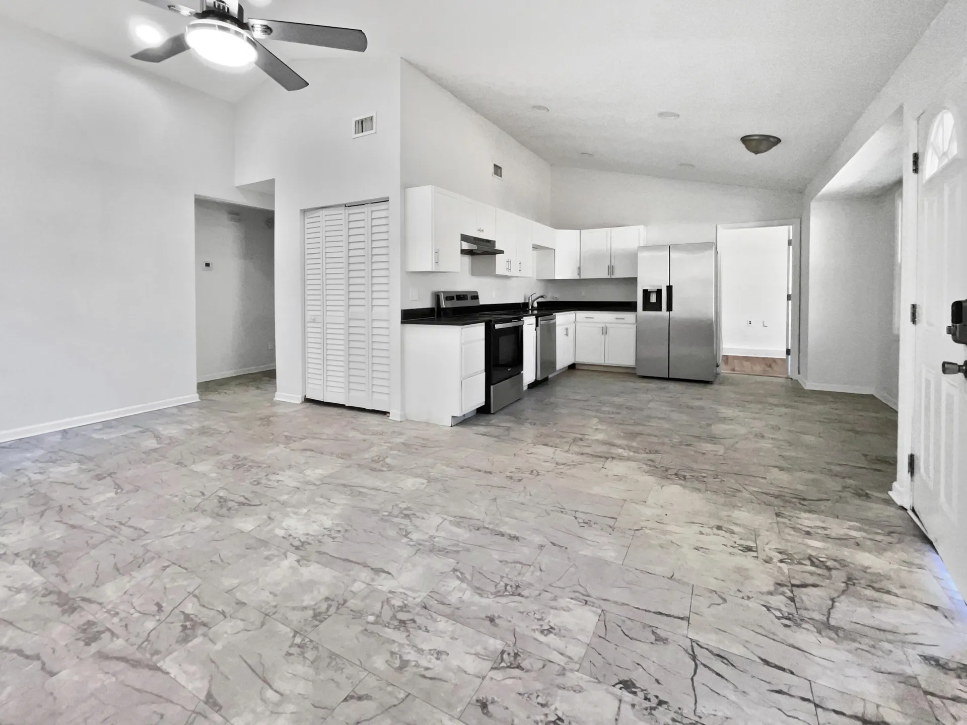 Property image 3 at 110 Manchester Road, Summerville, SC 29486