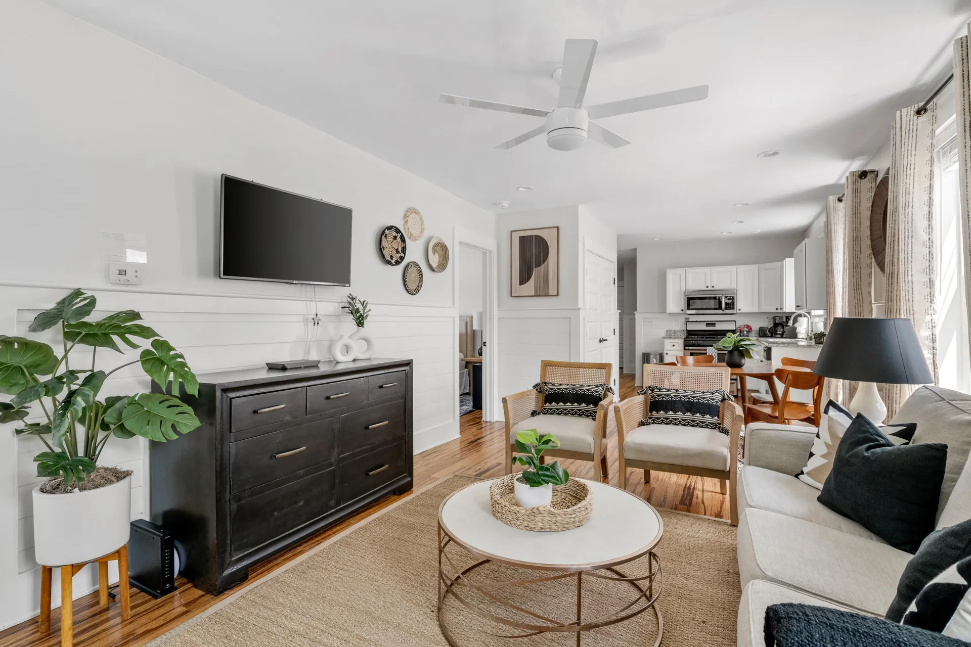 Property image 3 at 170 Spring Street, Charleston, SC 29403