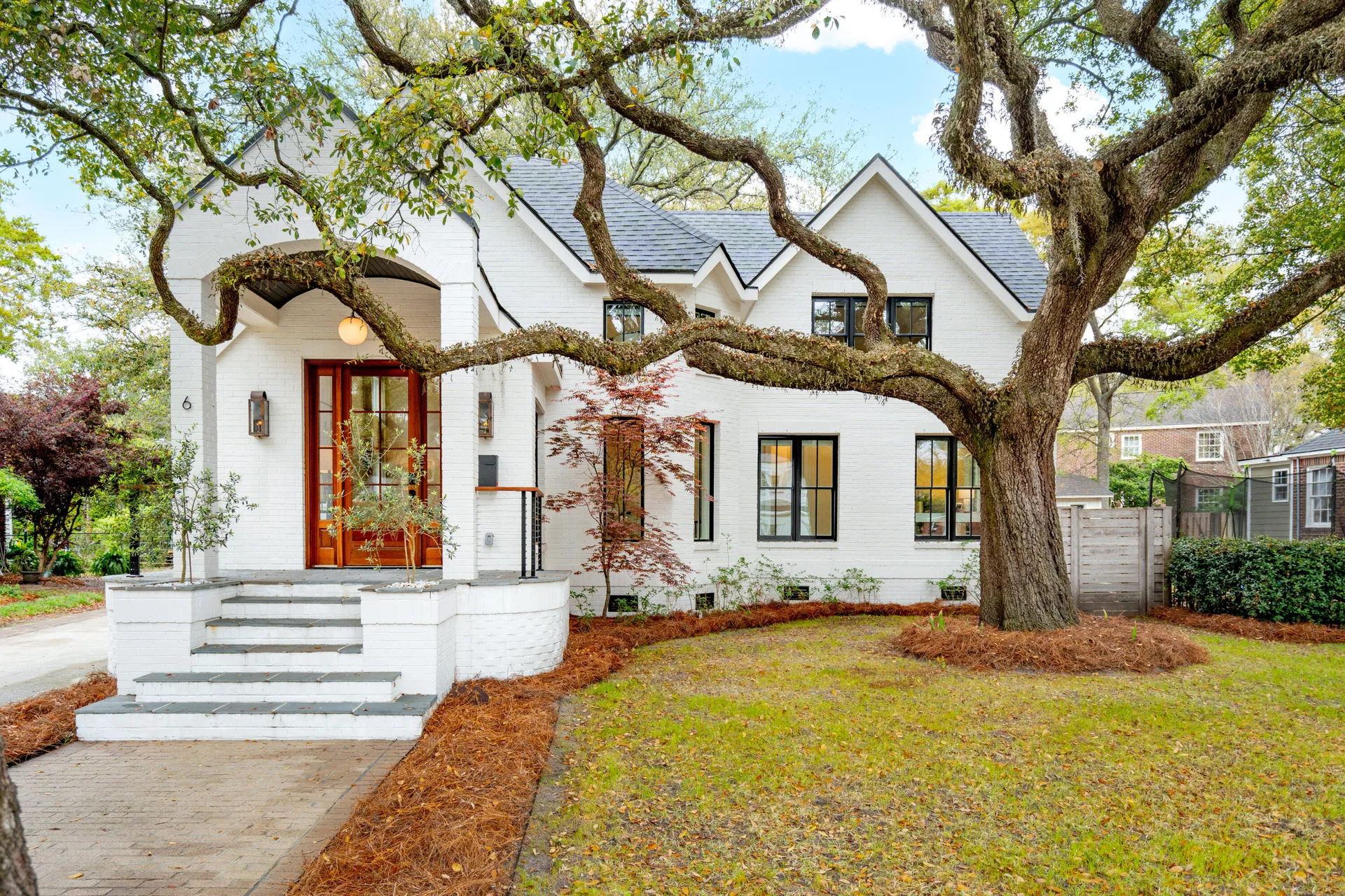 Windermere, Charleston Community
