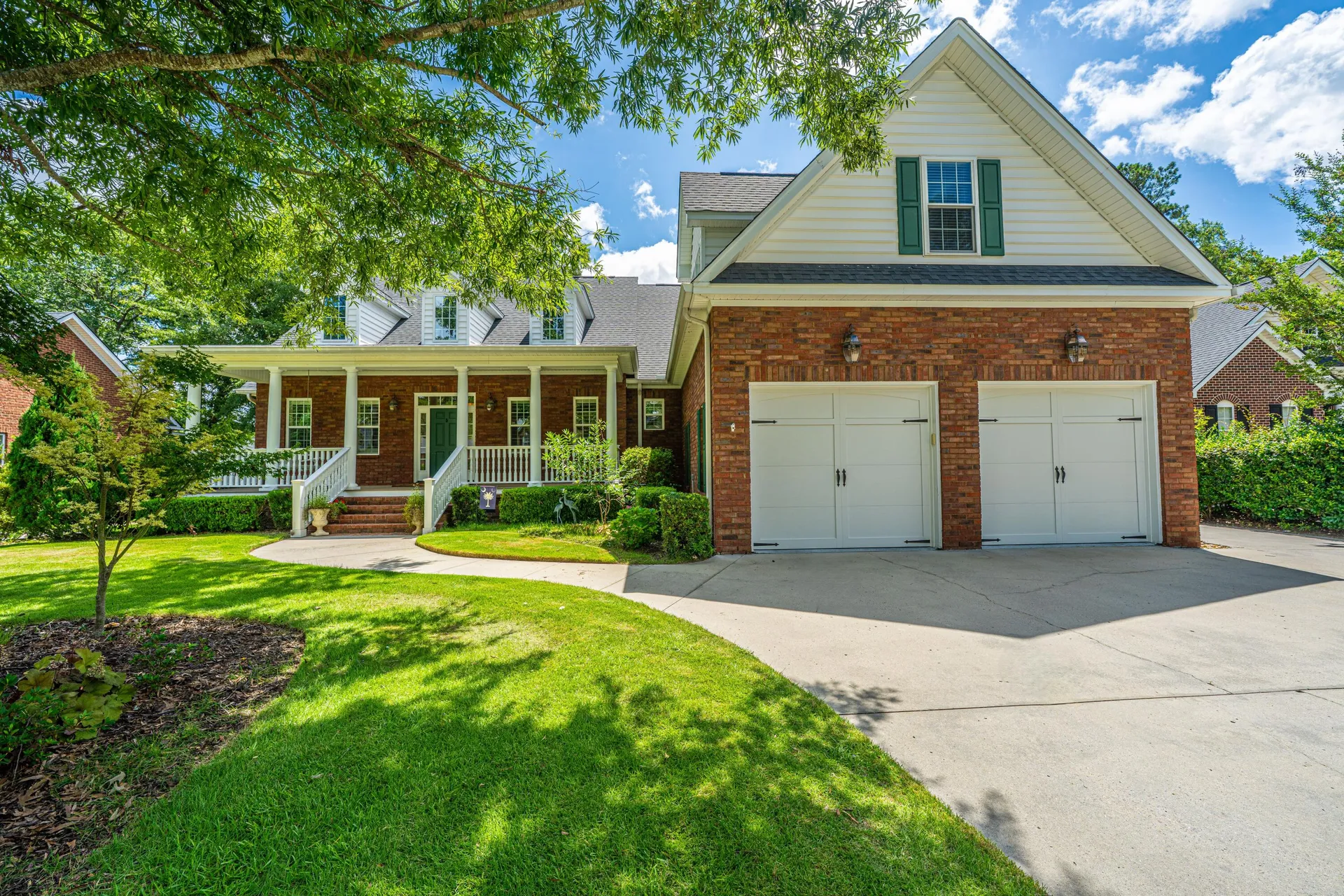 8725 Herons Walk