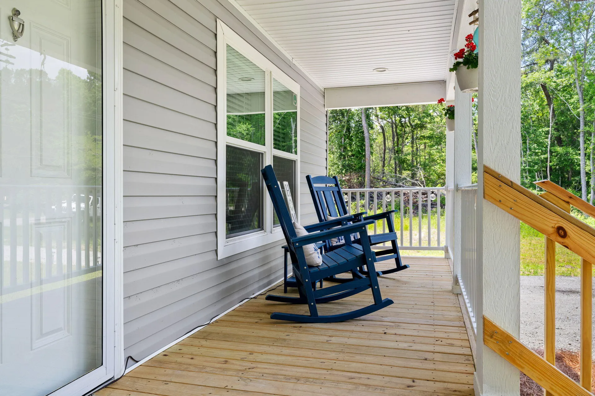 Property image 3 at 208 General Moultrie Drive, Bonneau, SC 29431