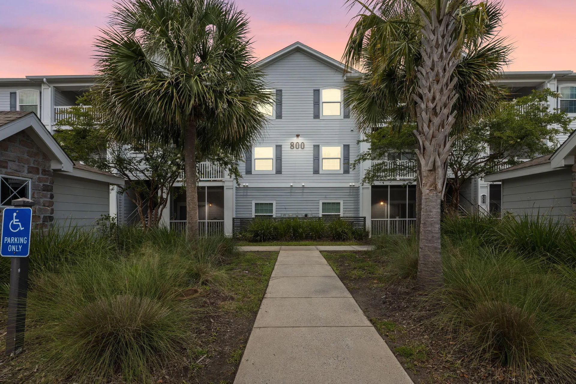 1300 Park West Boulevard 813