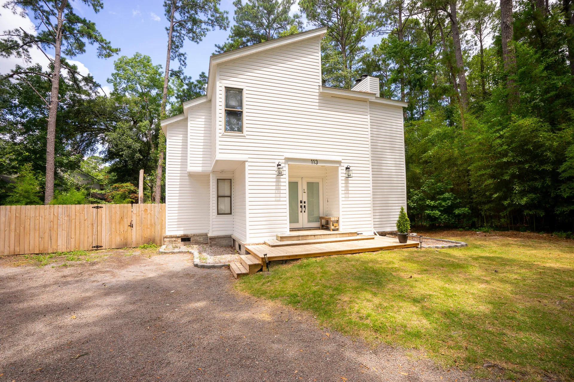 Property image 2 at 113 Broadmarsh Court, North Charleston, SC 29418