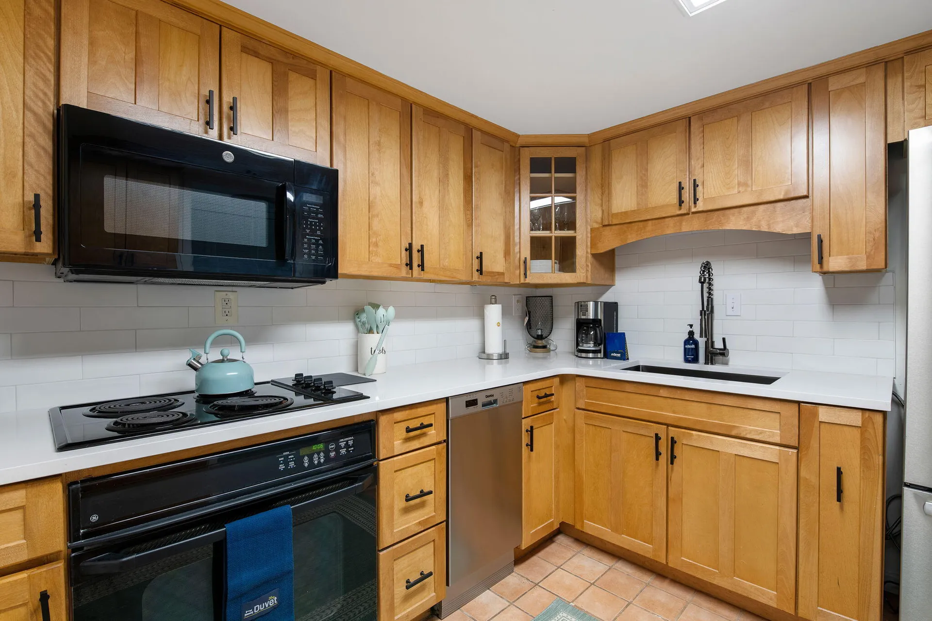 Property image 4 at 14 Lockwood Drive 1c, Charleston, SC 29401