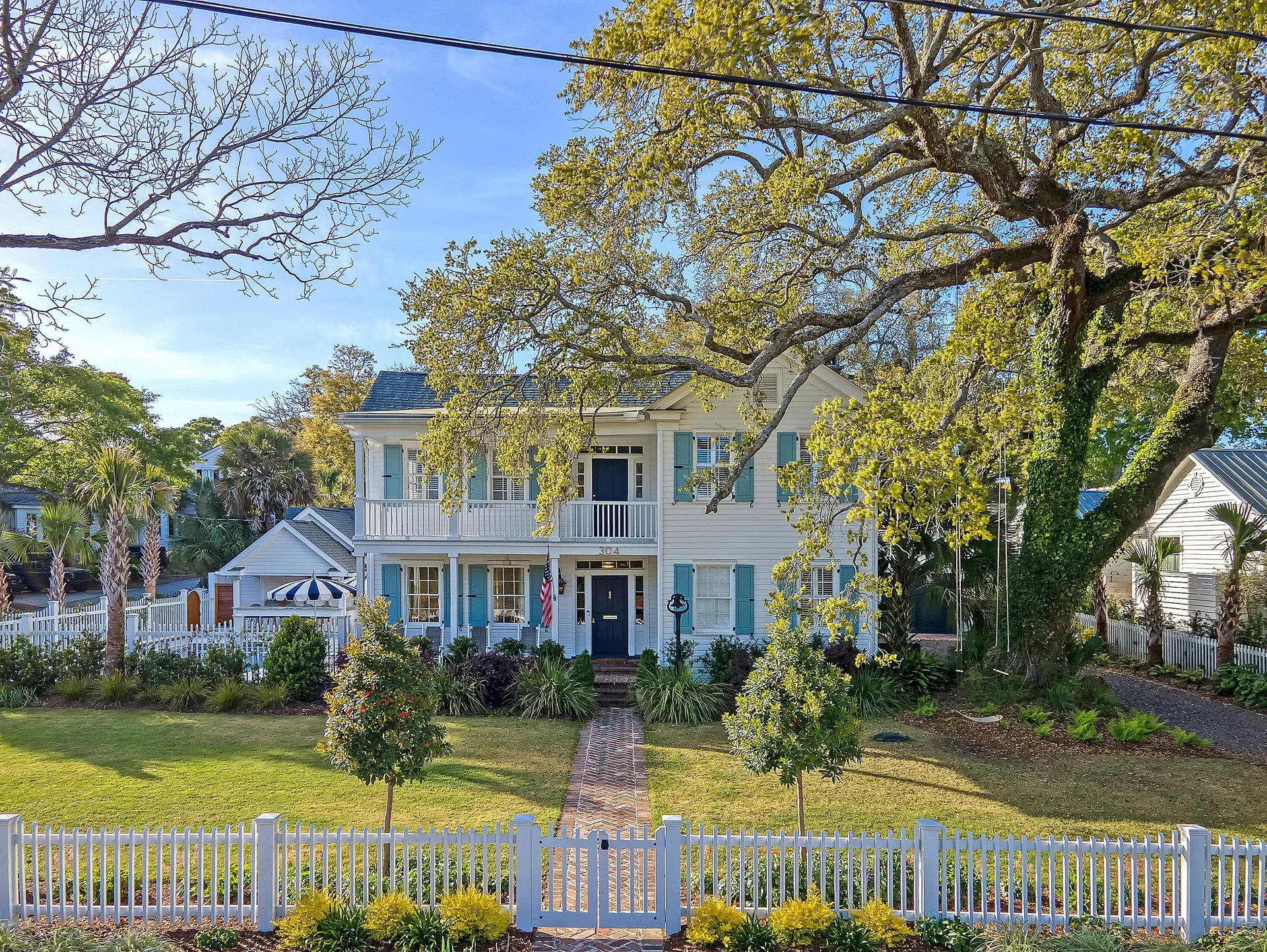 304 Bank Street