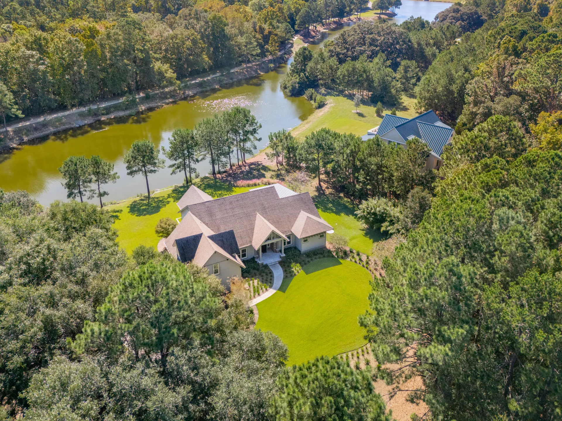 4105 Gnarled Oaks Lane