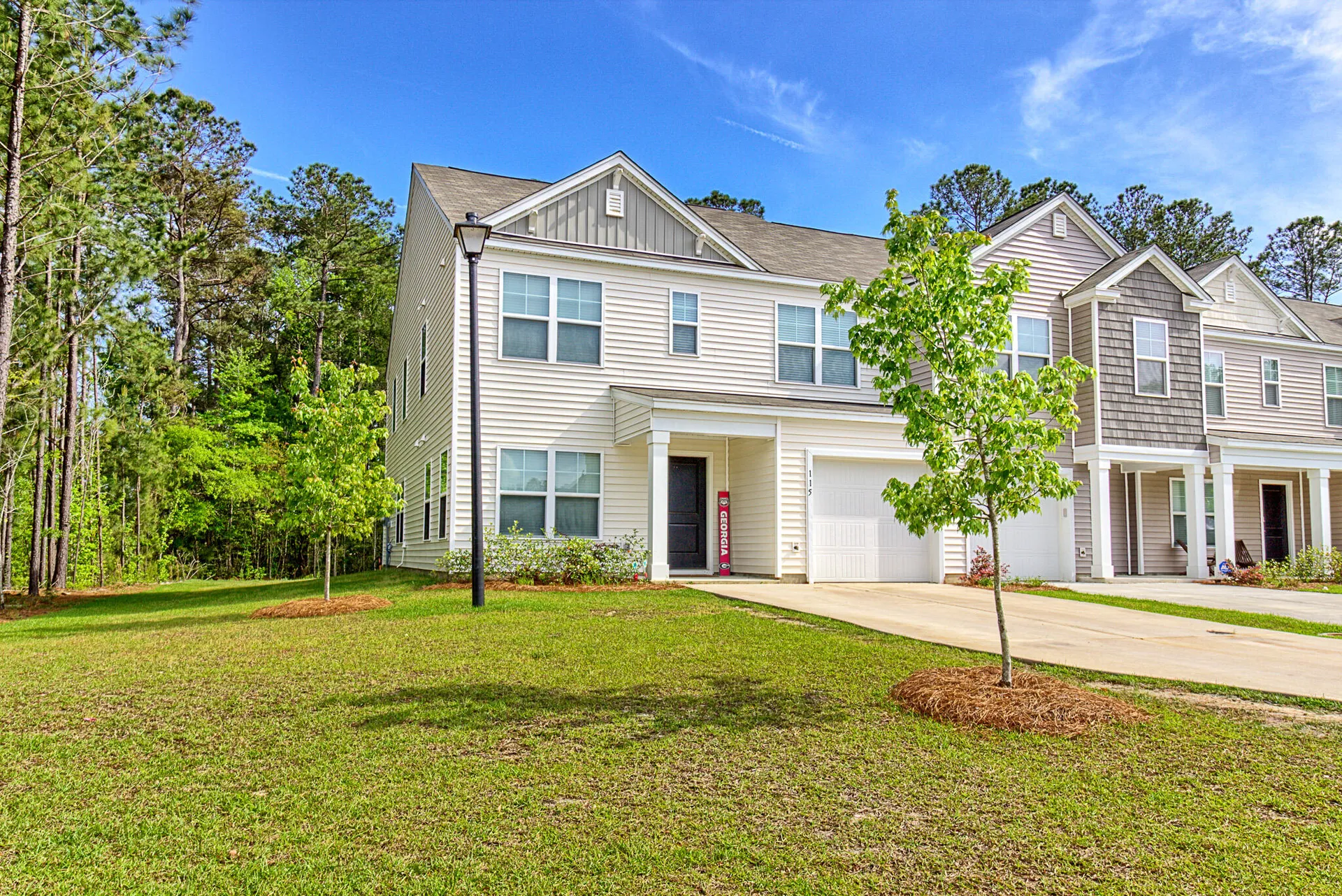 115 E East Sunrise Lane