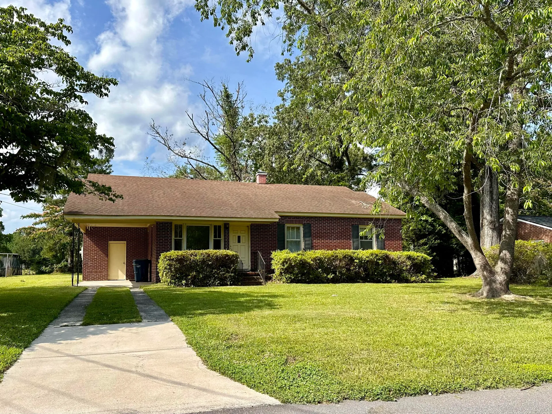 2926 Bolton Road