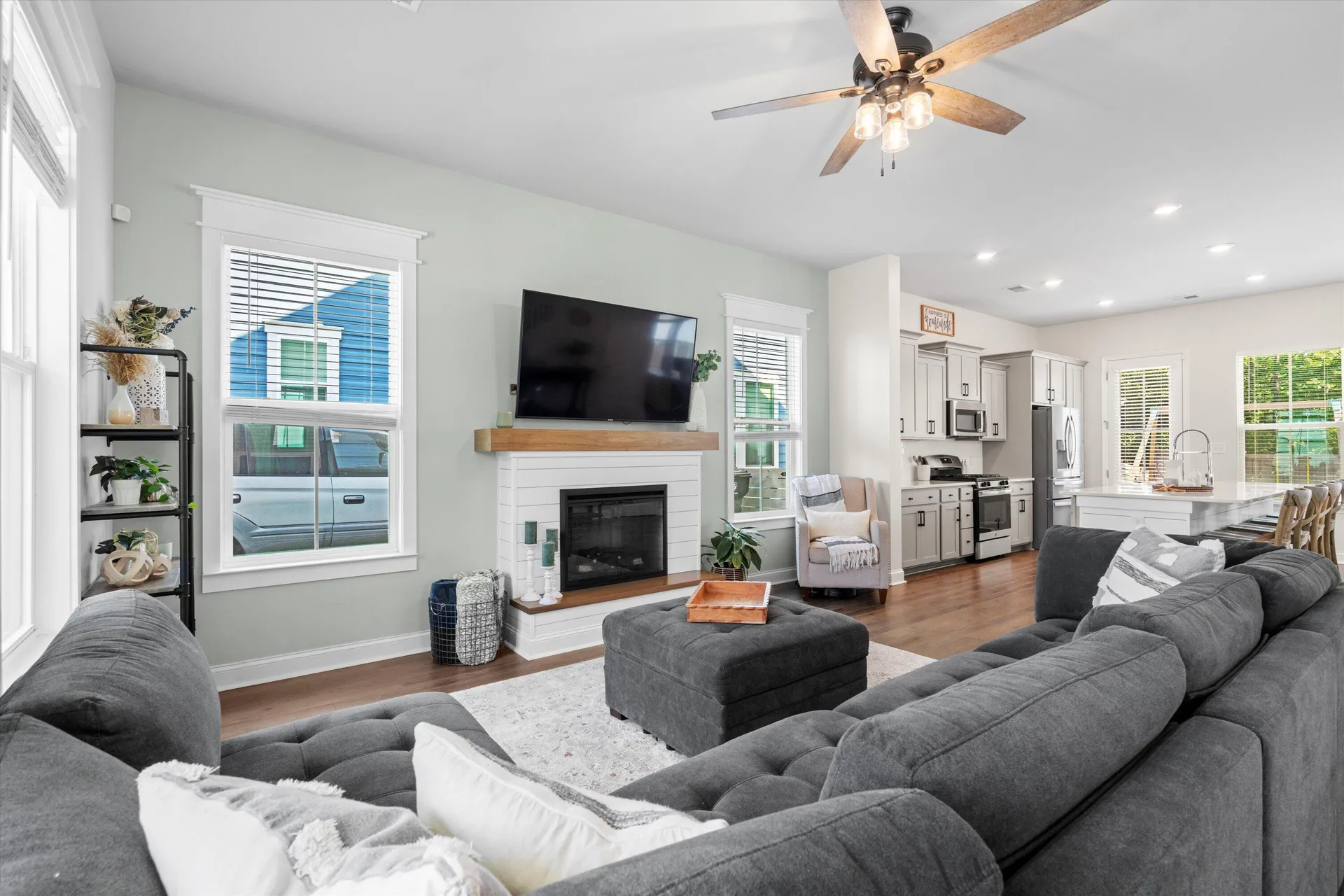Property image 4 at 109 W Respite Lane, Summerville, SC 29483