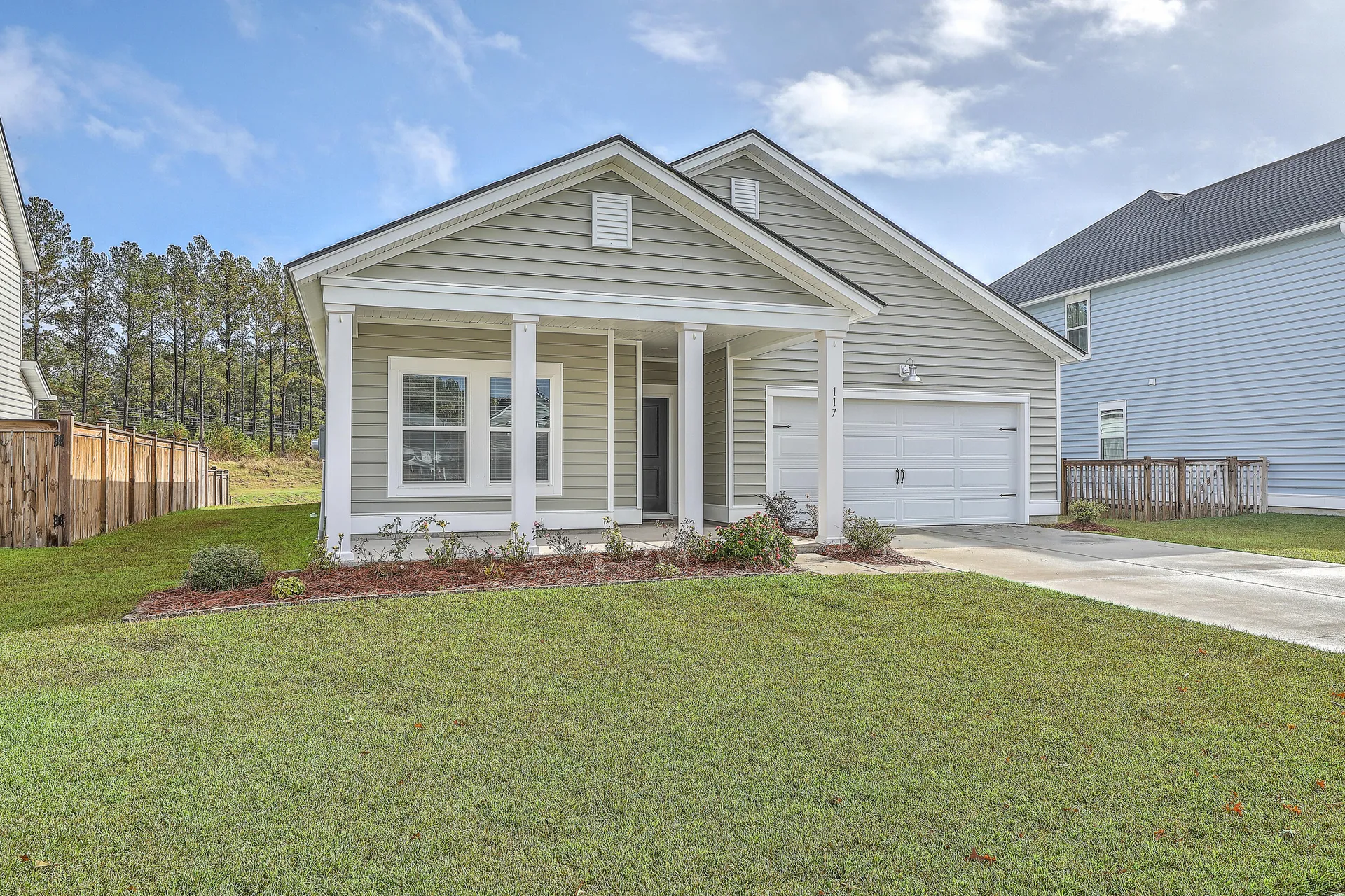 Property image 2 at 117 Oyster Tide Avenue, Summerville, SC 29485