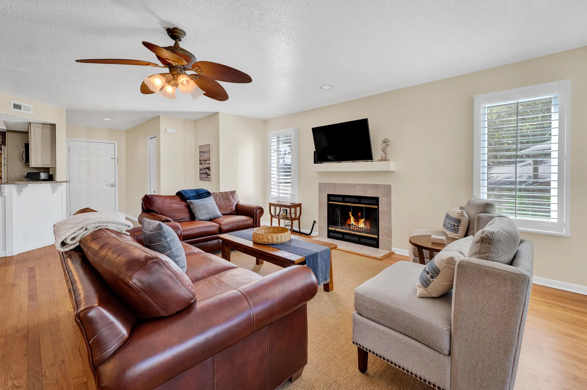 Property image 5 at 401 Yacht Harbor Court, Isle of Palms, SC 29451